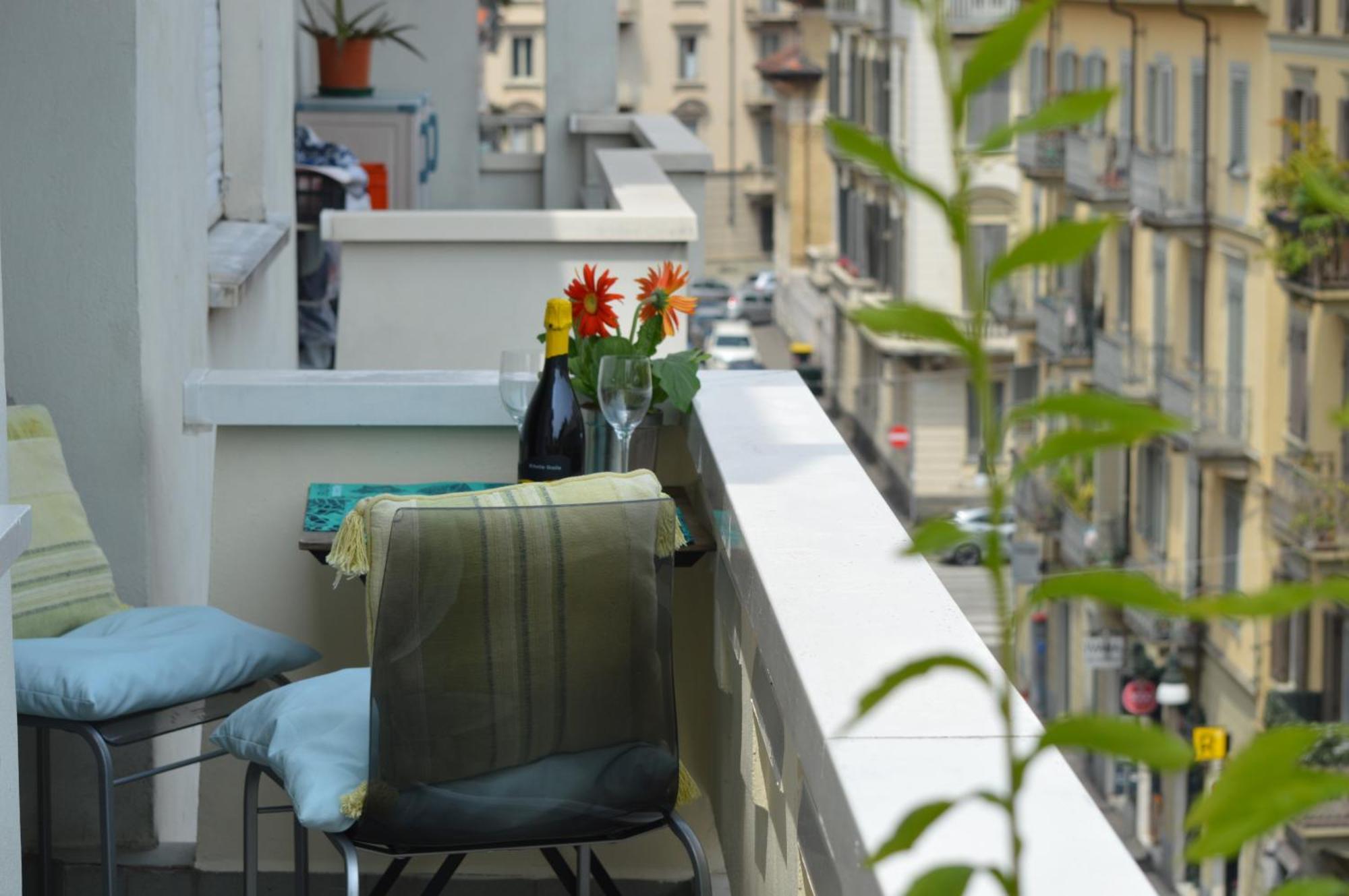 Flat City Center Porta Susa, Free Parking Wifii Smart Tv Sky Torino Esterno foto